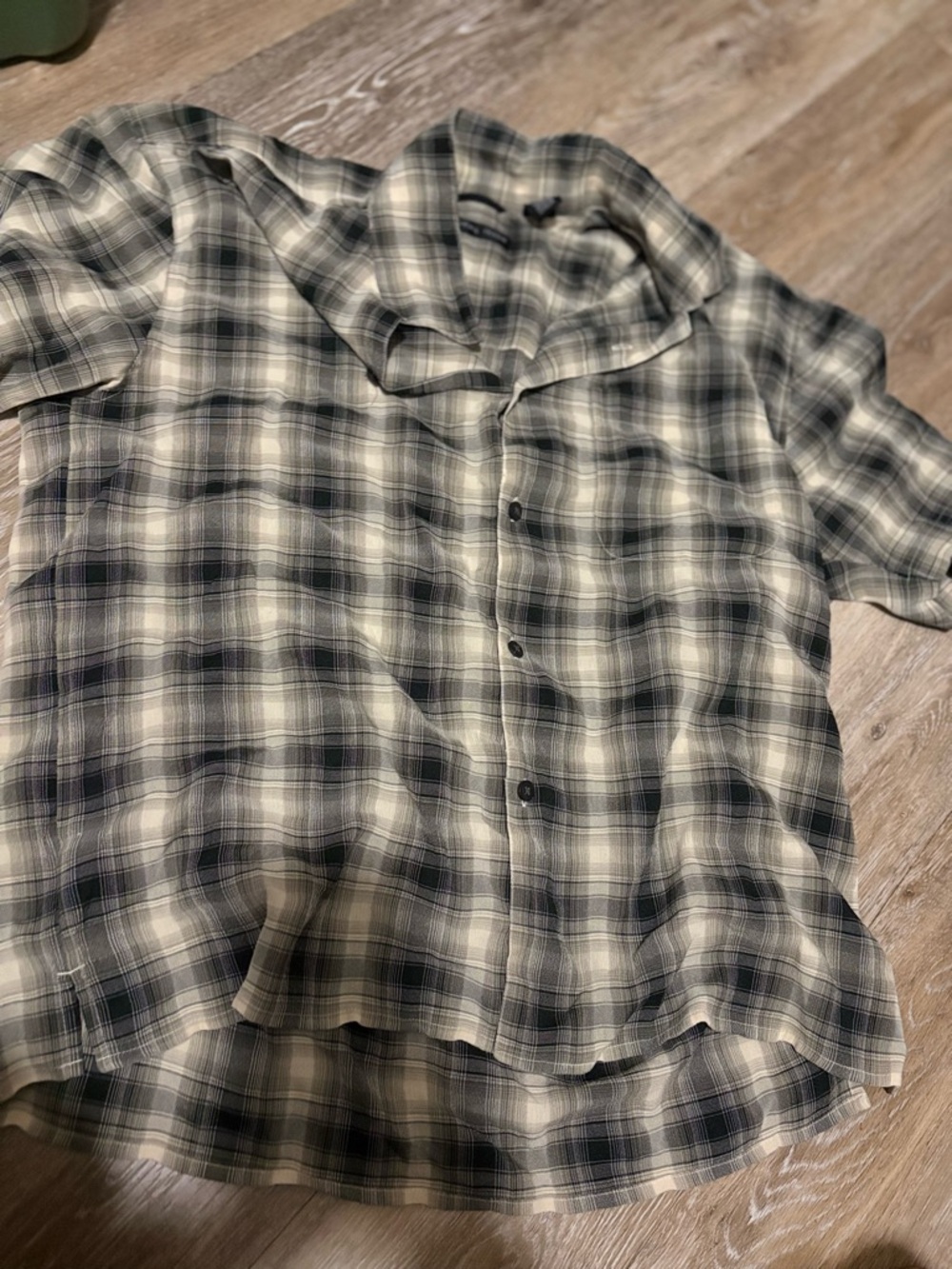 Vintage Men's Short-Sleeve Button-Up Plaid Shirt in Cream and Black